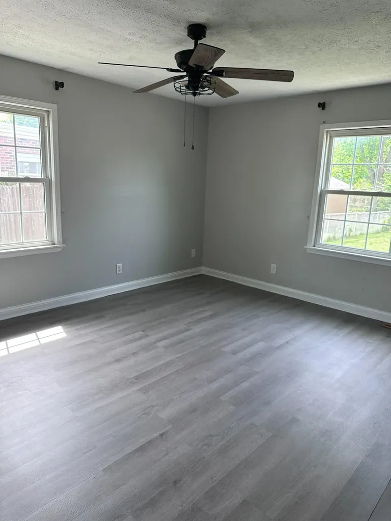 520 Pinoak Drive Nicholasville KY 40356