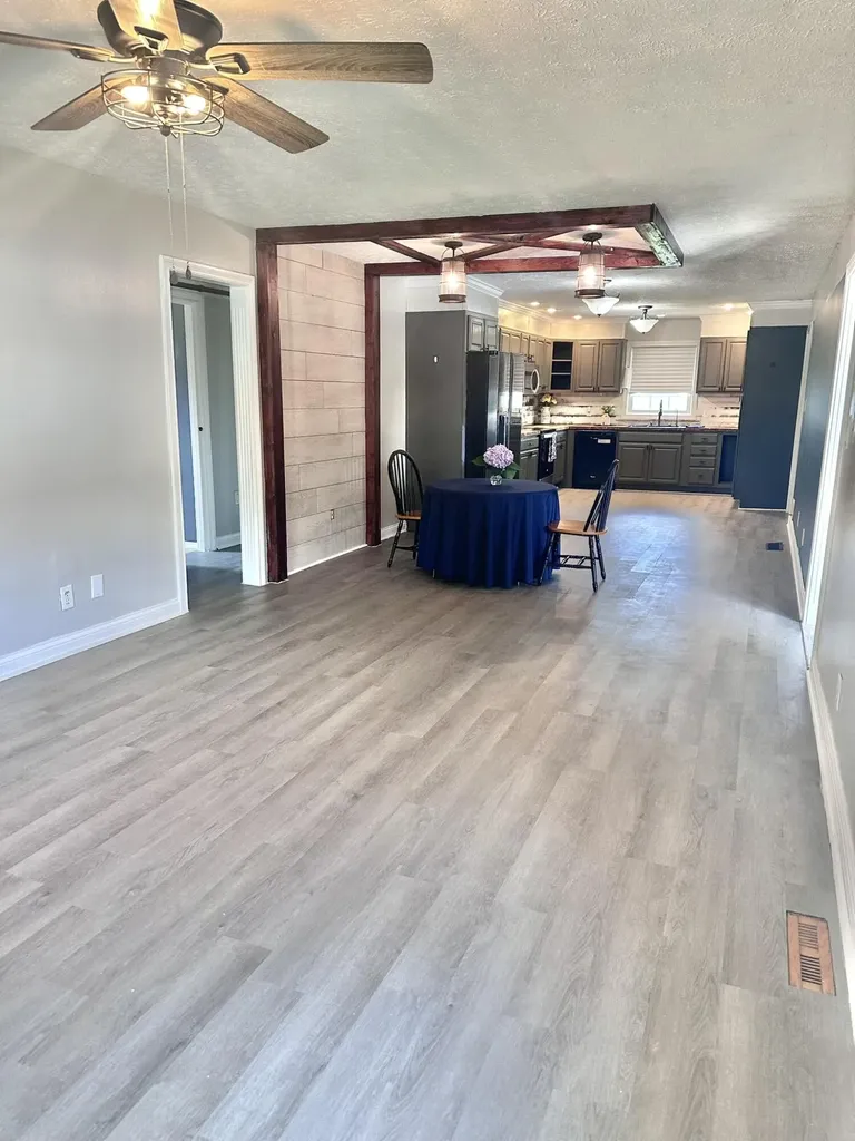 520 Pinoak Drive Nicholasville KY 40356