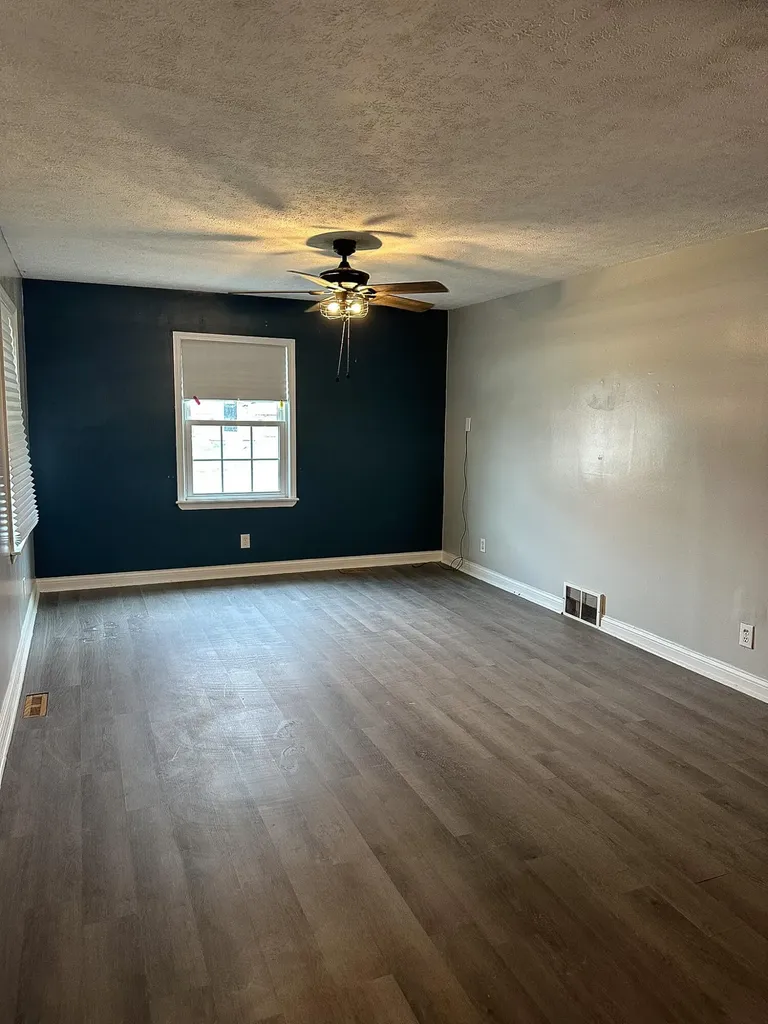 520 Pinoak Drive Nicholasville KY 40356