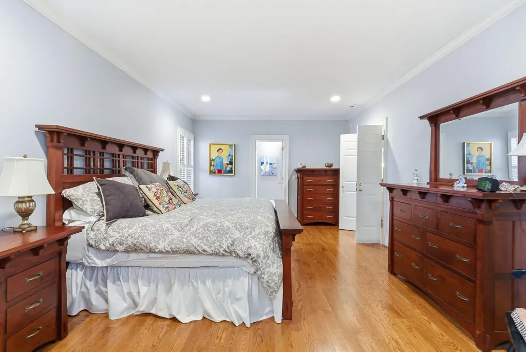 221 Holiday Road Lexington KY 40502