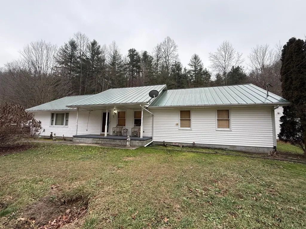 47 Orchard Branch Road Oil Springs KY 41238