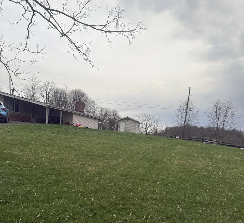 8377 Stonelick Road Maysville KY 41056