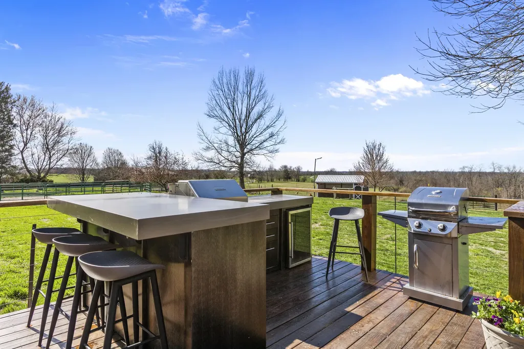 8353 Wades Mill Road Mt Sterling KY 40353