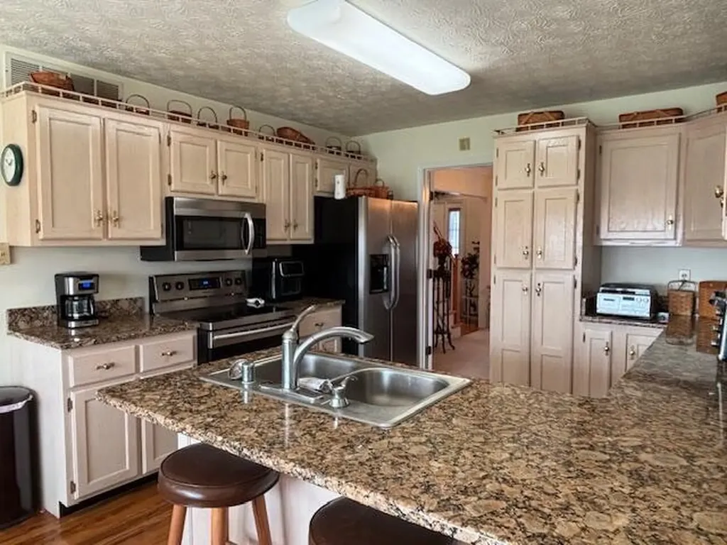 229 Shearwood Avenue Somerset KY 42503