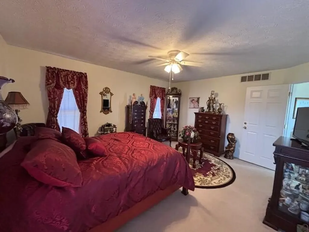 229 Shearwood Avenue Somerset KY 42503