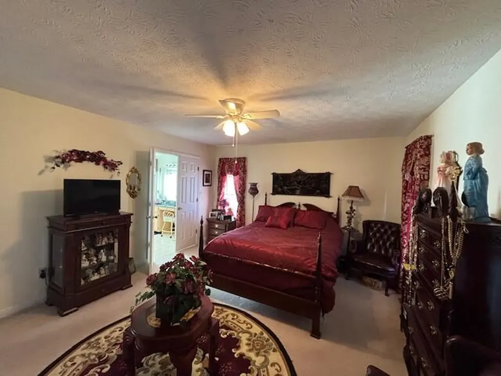 229 Shearwood Avenue Somerset KY 42503
