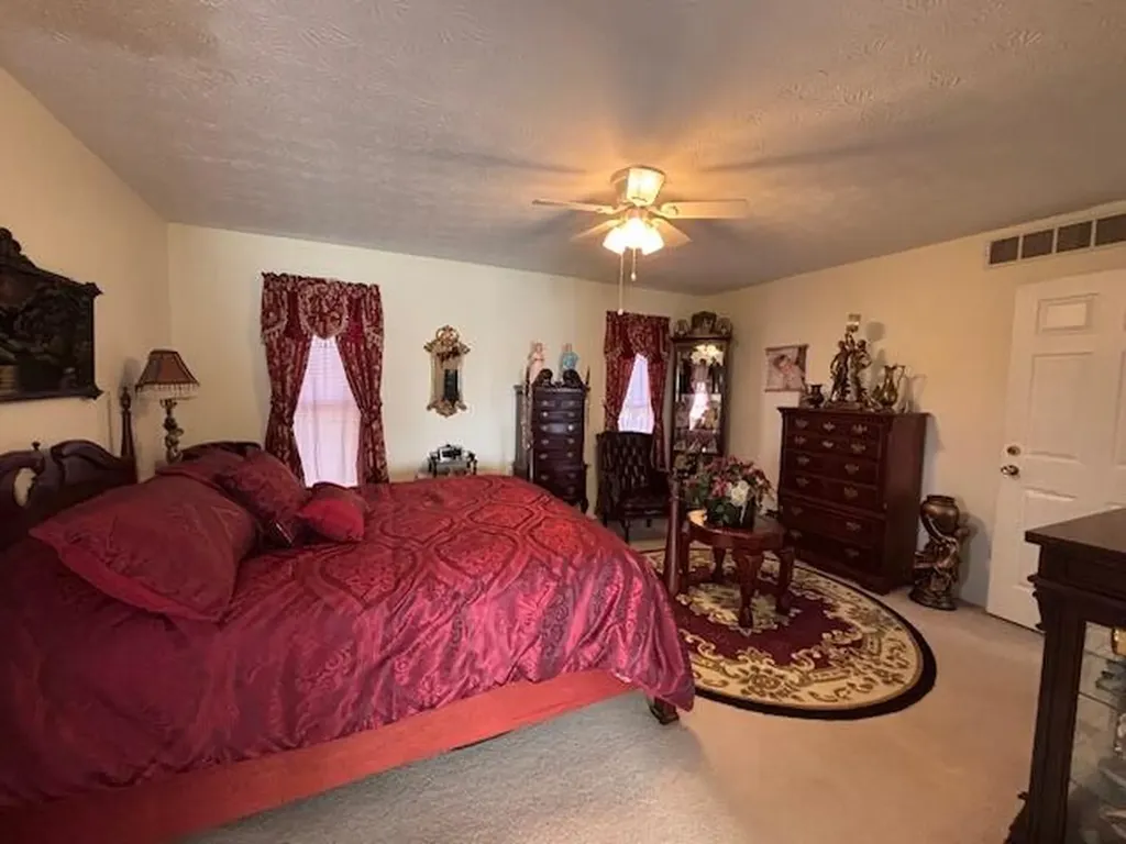 229 Shearwood Avenue Somerset KY 42503