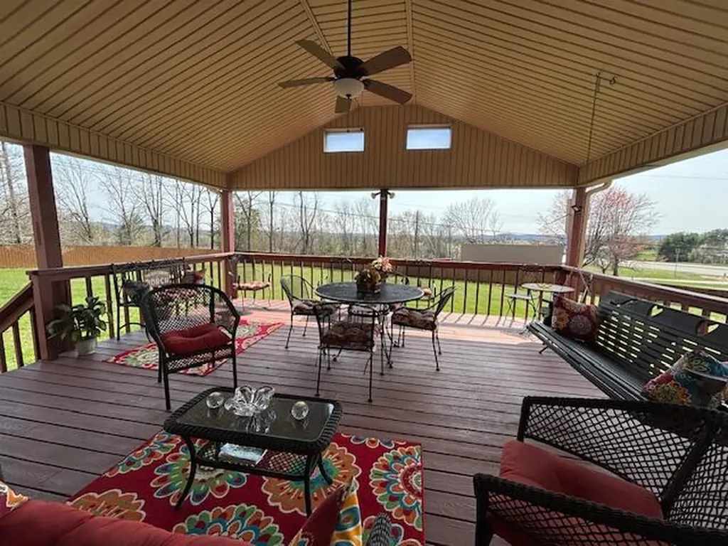 229 Shearwood Avenue Somerset KY 42503