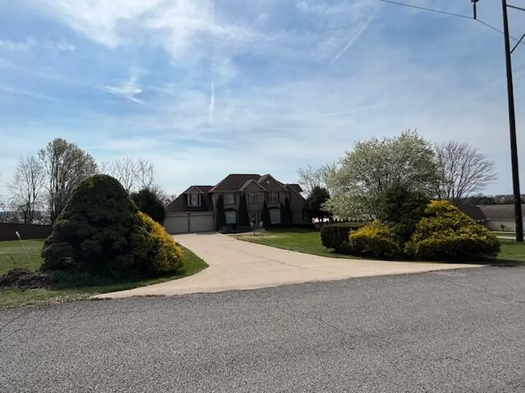 229 Shearwood Avenue Somerset KY 42503