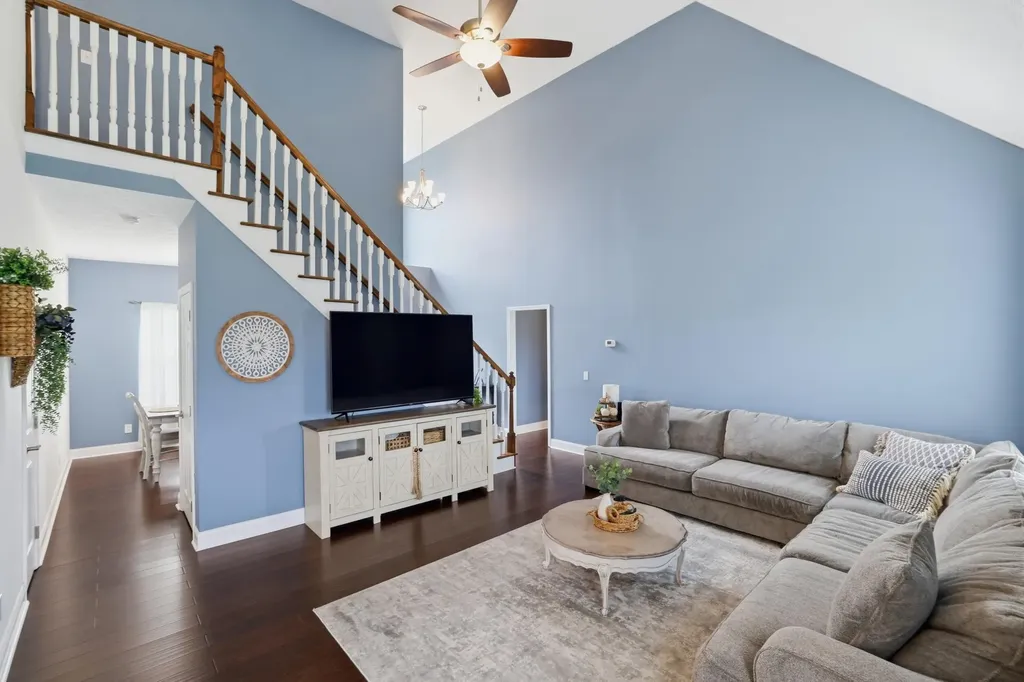 462 Oakley Avenue Harrodsburg KY 40330