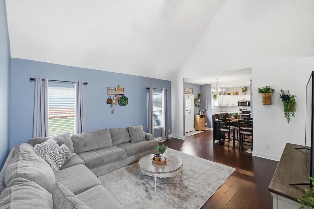 462 Oakley Avenue Harrodsburg KY 40330