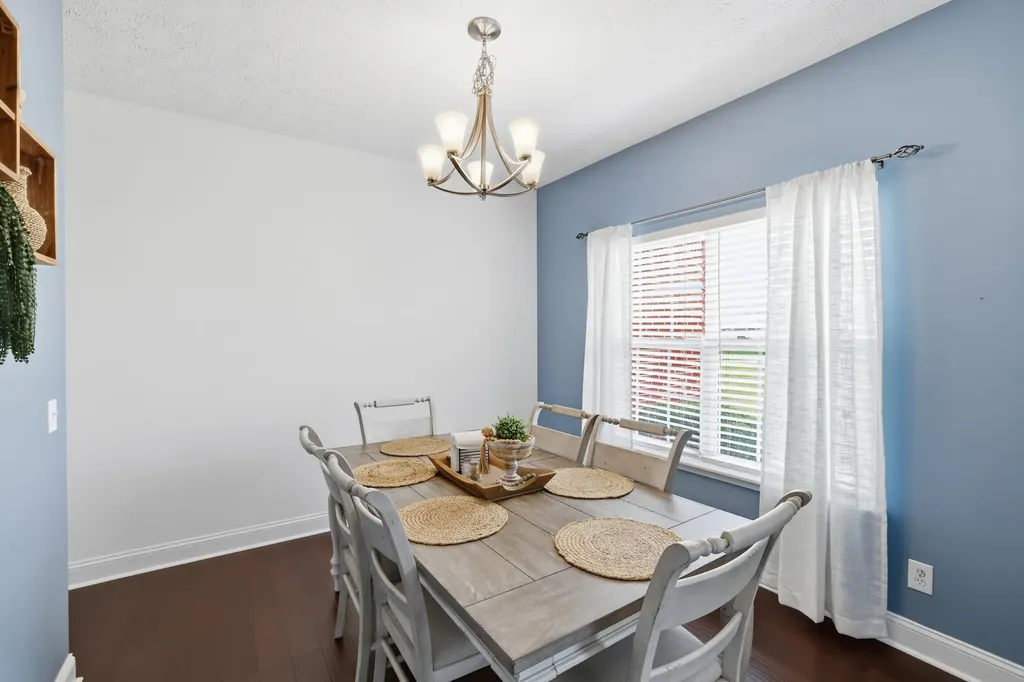 462 Oakley Avenue Harrodsburg KY 40330