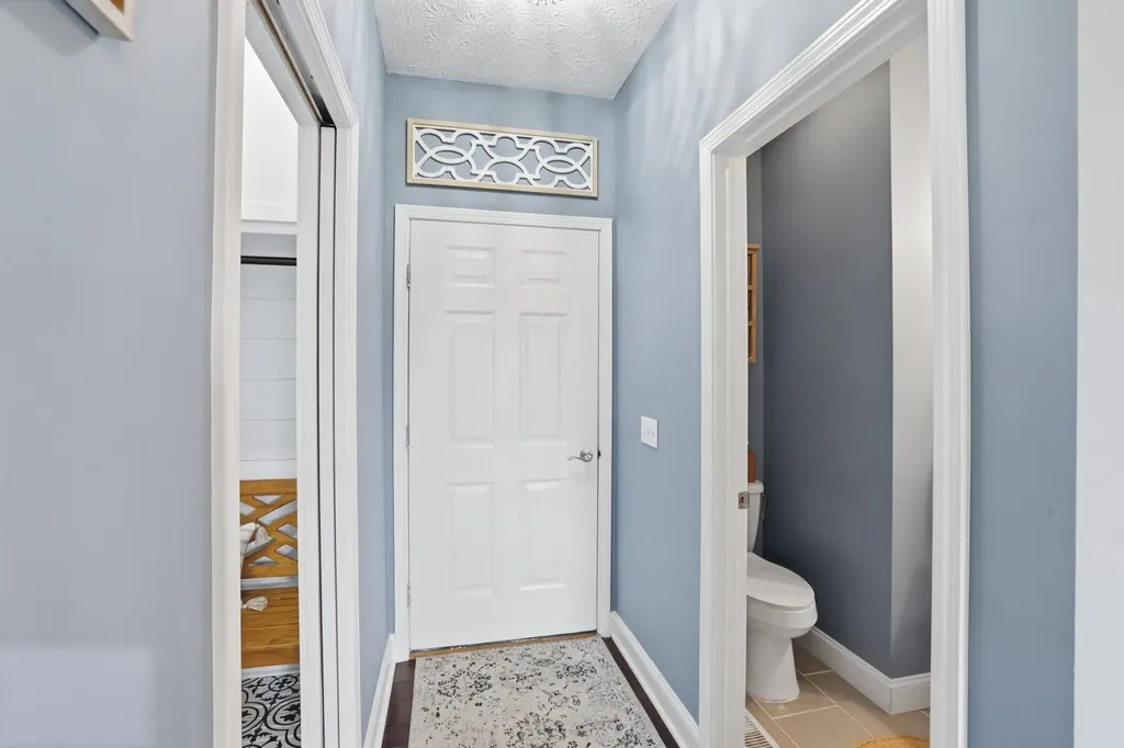 462 Oakley Avenue Harrodsburg KY 40330