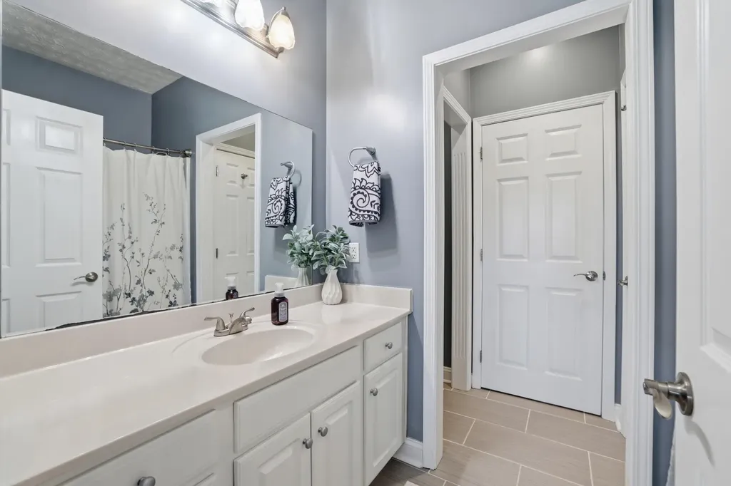 462 Oakley Avenue Harrodsburg KY 40330