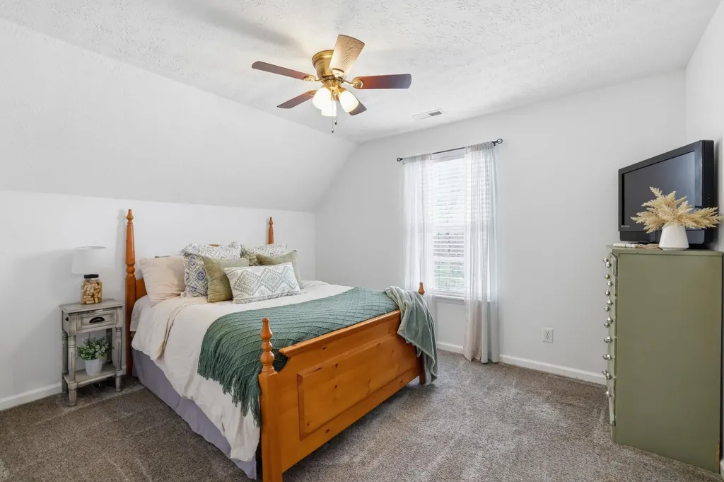 462 Oakley Avenue Harrodsburg KY 40330