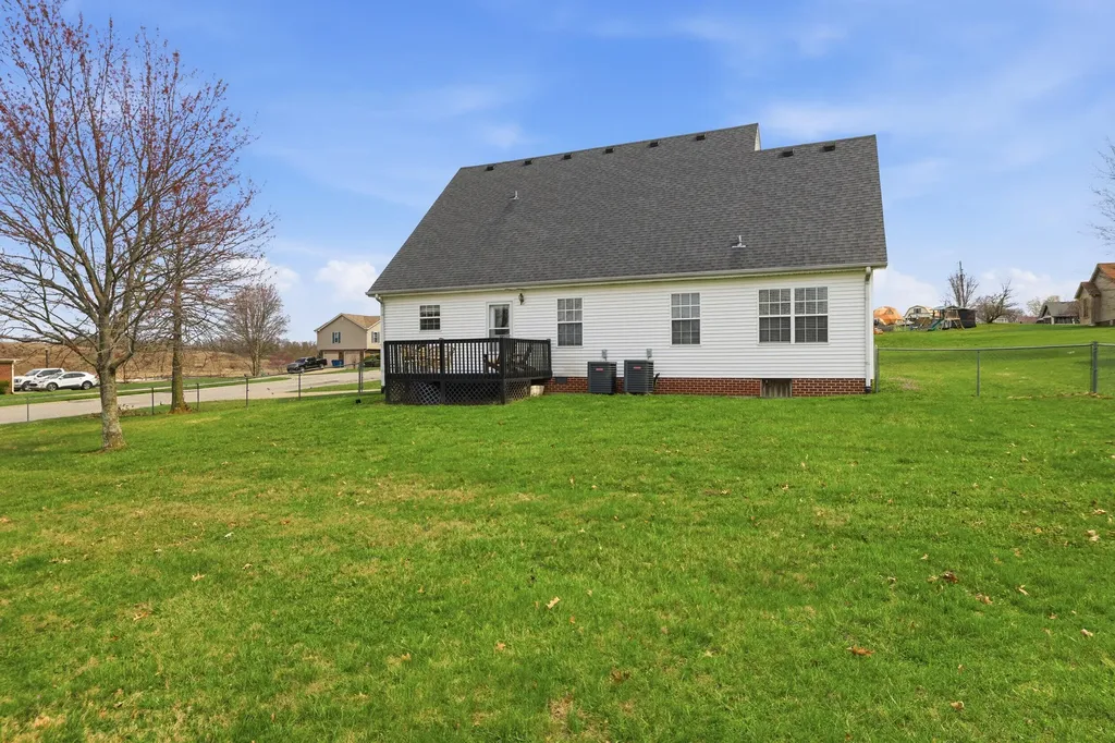 462 Oakley Avenue Harrodsburg KY 40330