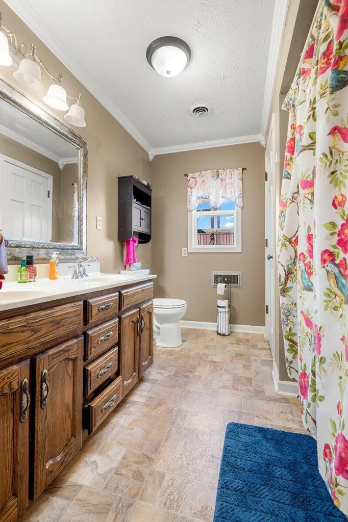 128 County Farm Road London KY 40741