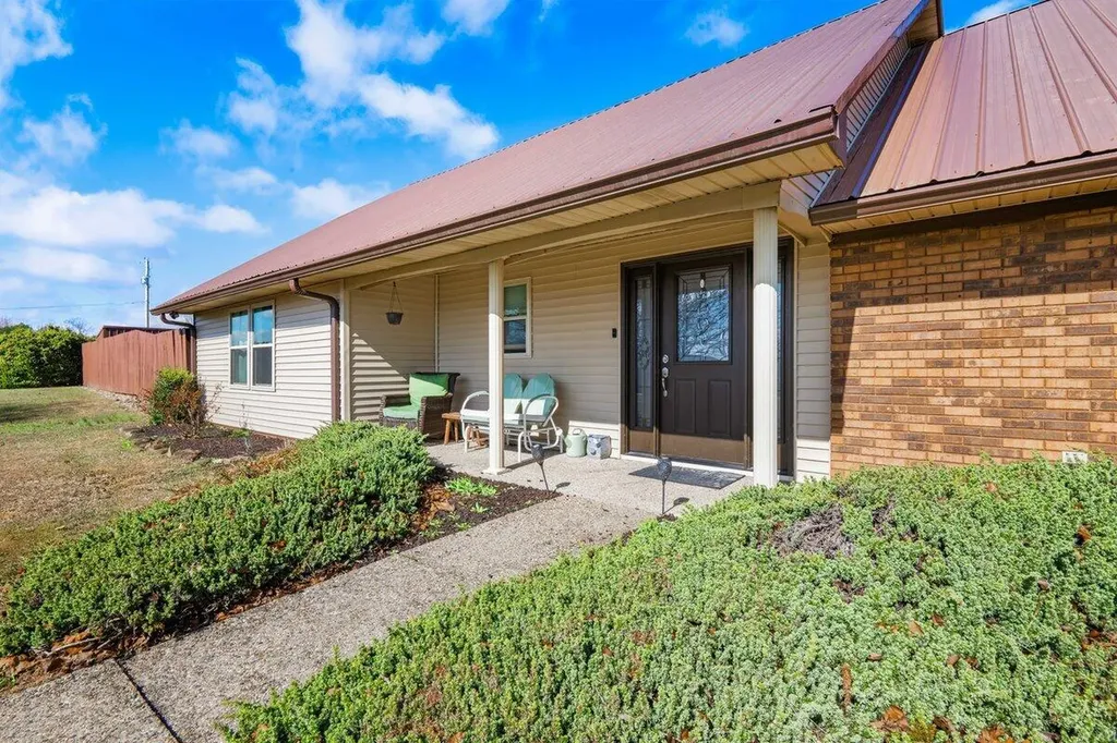128 County Farm Road London KY 40741