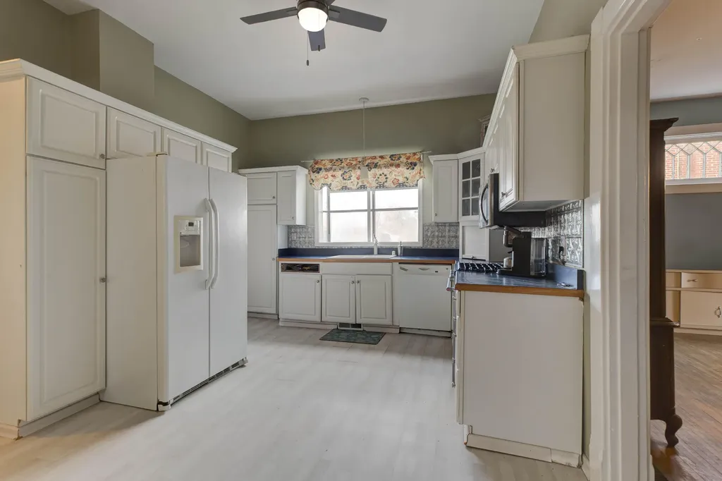 410 W High Street Mt Sterling KY 40353