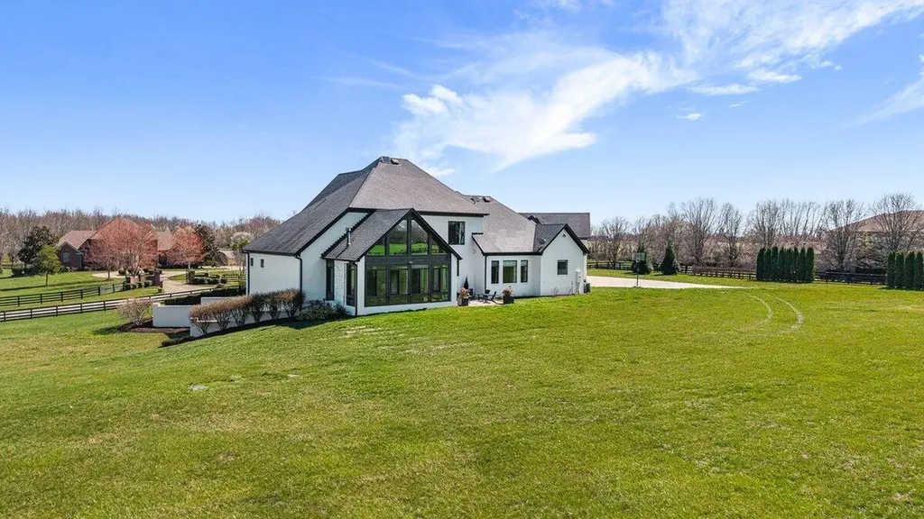 111 Pearl Lane Nicholasville KY 40356