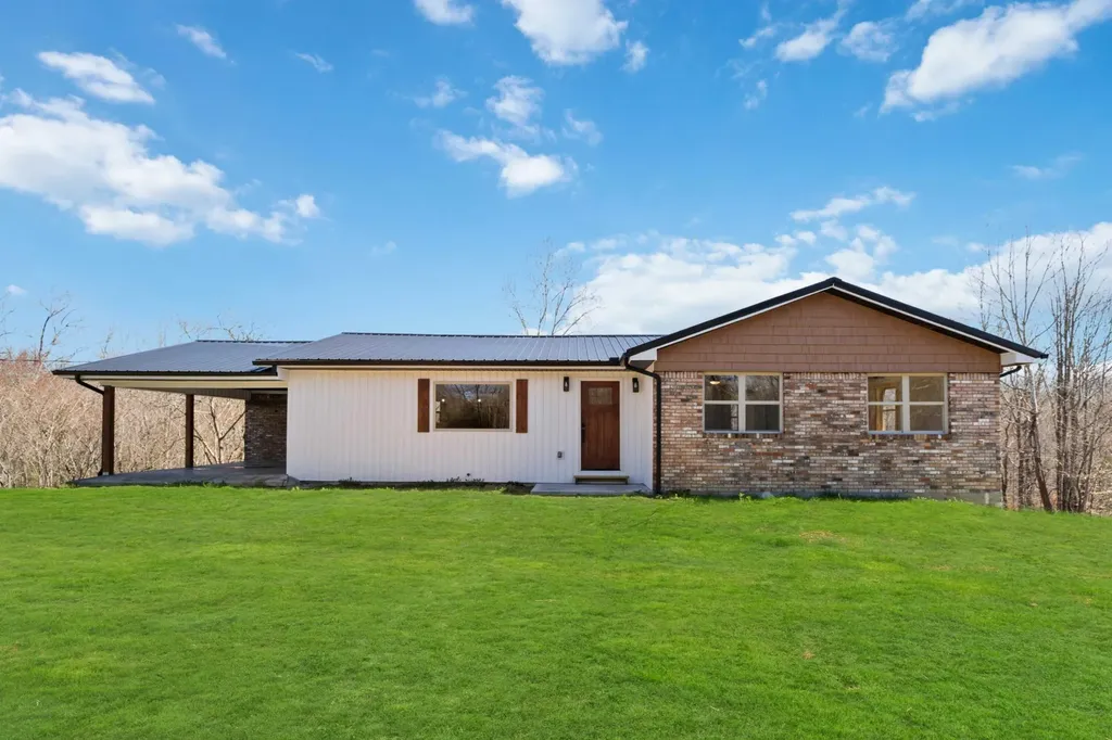 4249 State Highway 1651 Pine Knot KY 42635