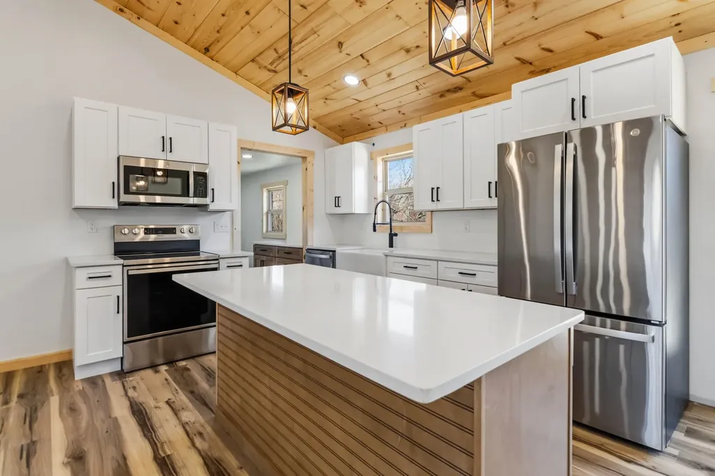 4249 State Highway 1651 Pine Knot KY 42635