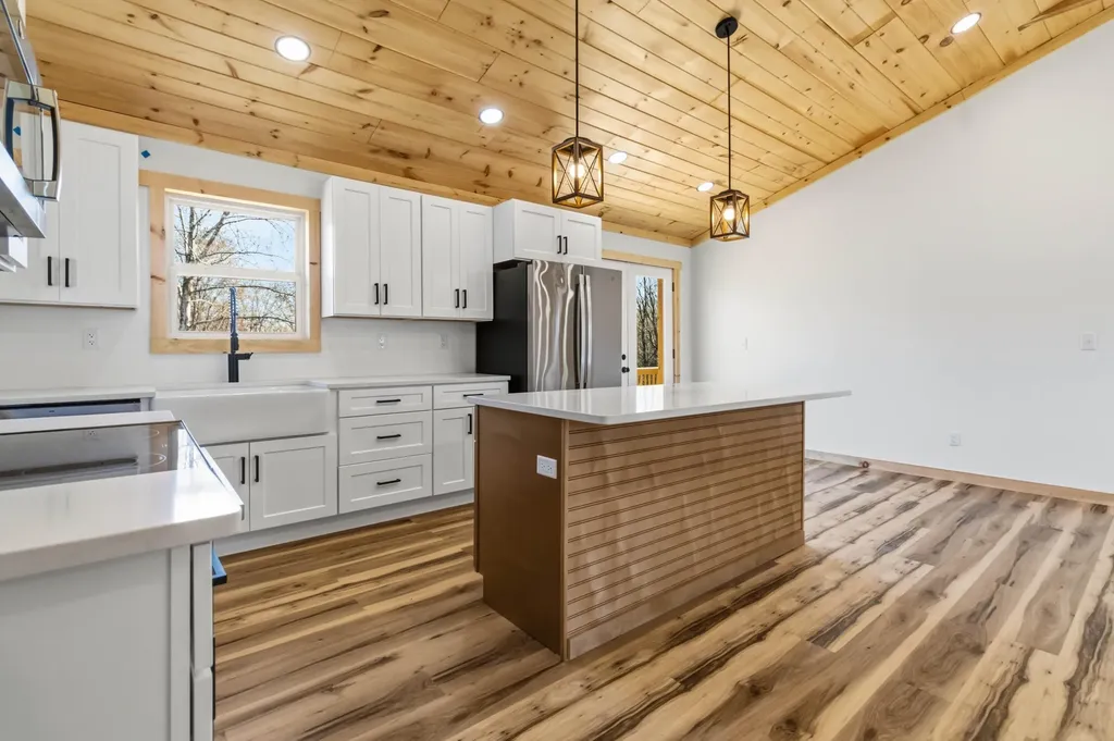 4249 State Highway 1651 Pine Knot KY 42635