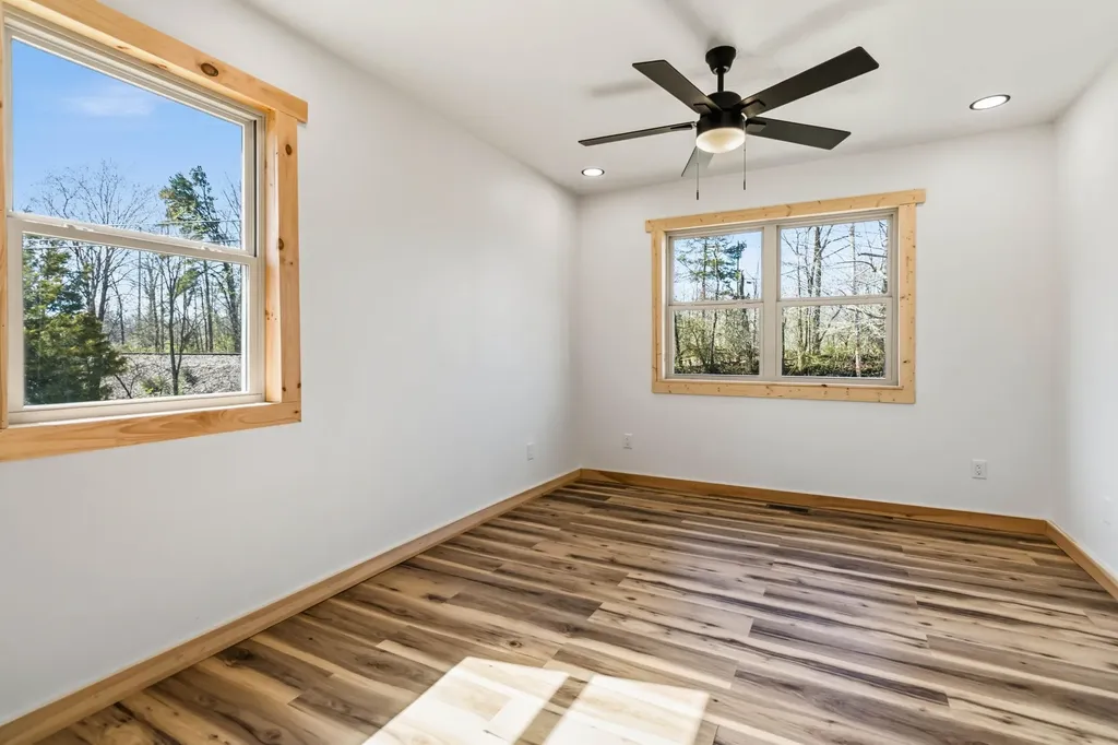 4249 State Highway 1651 Pine Knot KY 42635