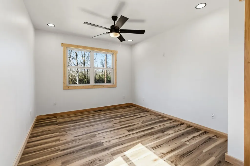 4249 State Highway 1651 Pine Knot KY 42635