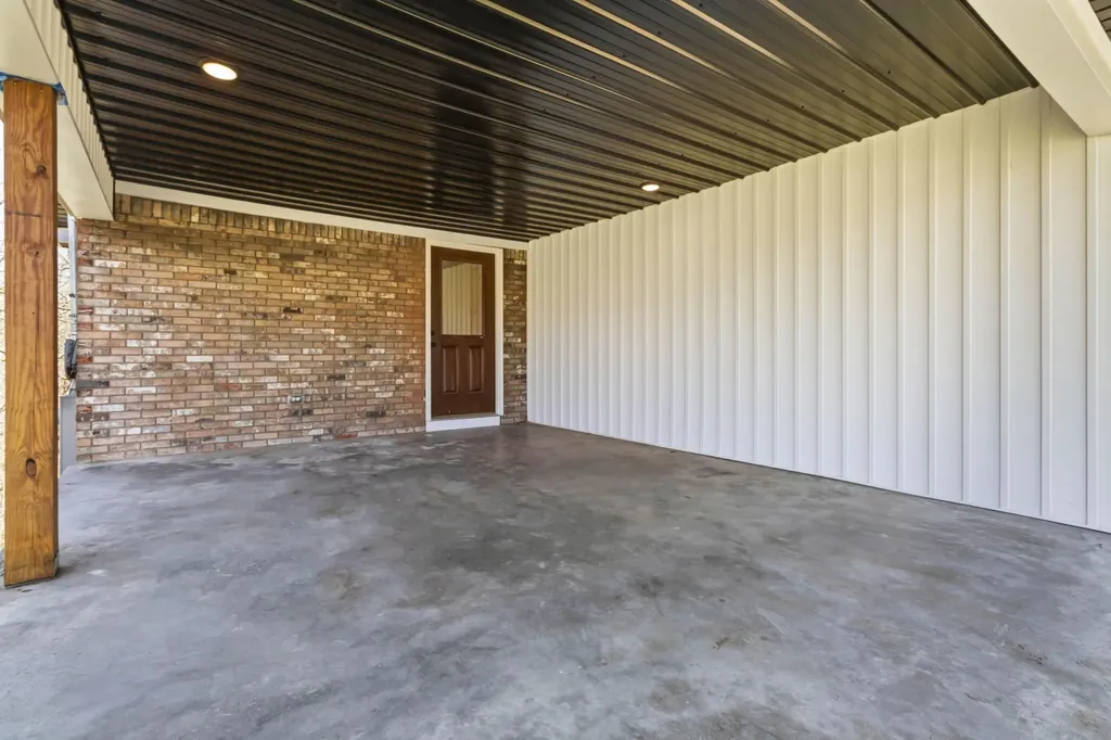 4249 State Highway 1651 Pine Knot KY 42635