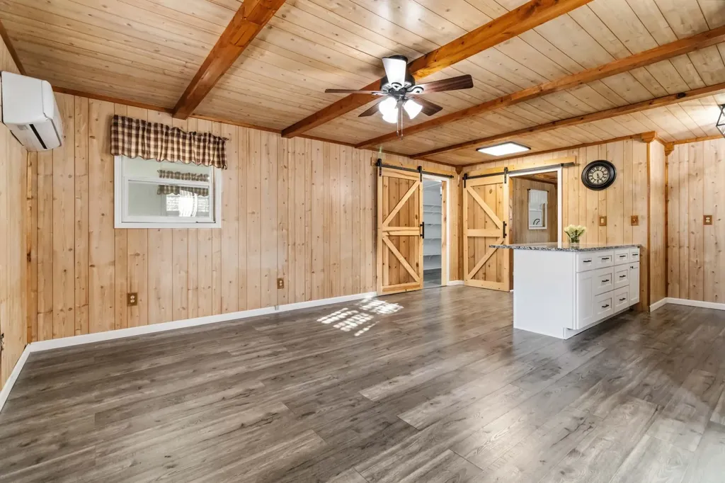 1954 Jasper Bend Road Burnside KY 42519