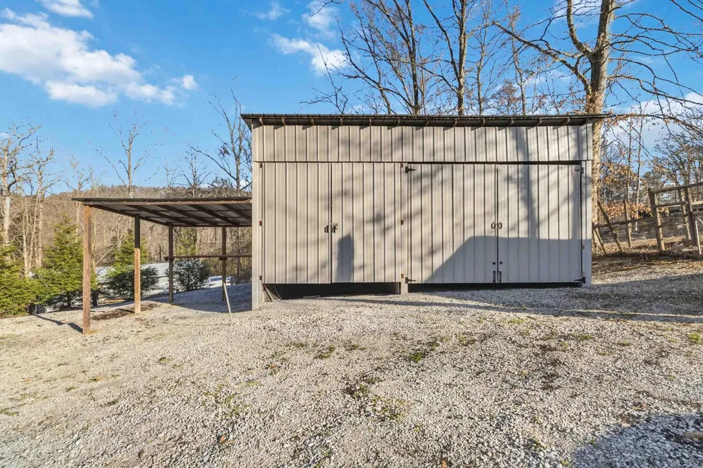 1954 Jasper Bend Road Burnside KY 42519