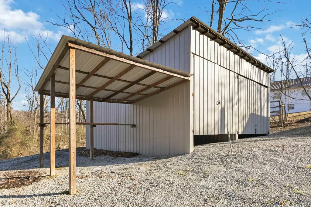 1954 Jasper Bend Road Burnside KY 42519