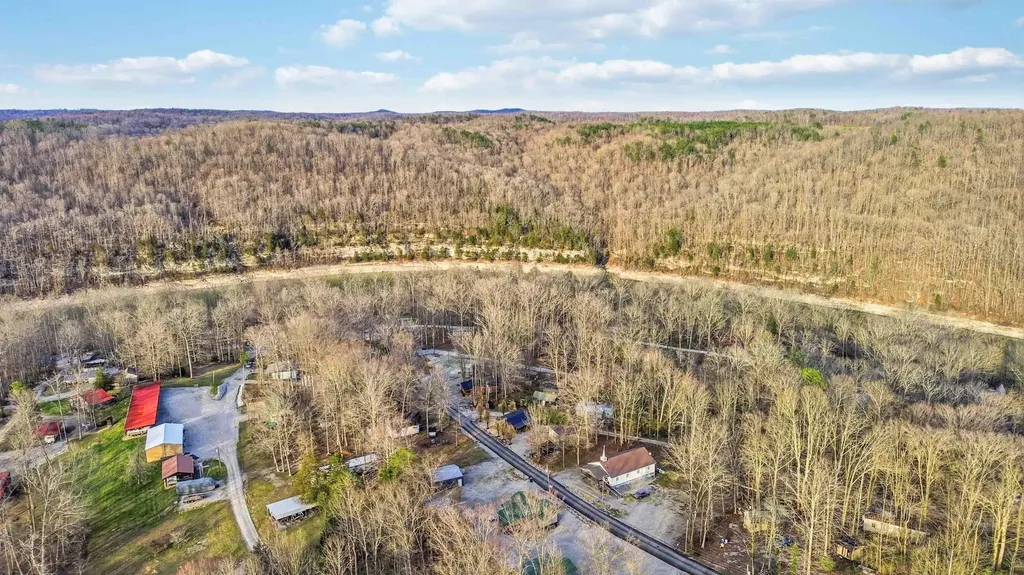 1954 Jasper Bend Road Burnside KY 42519