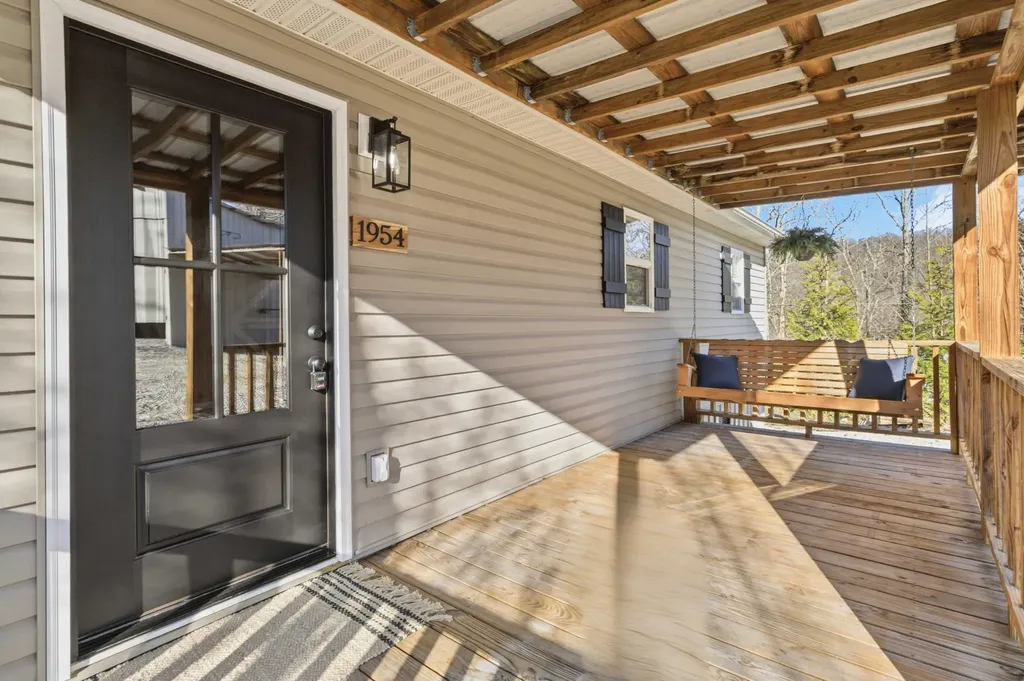 1954 Jasper Bend Road Burnside KY 42519