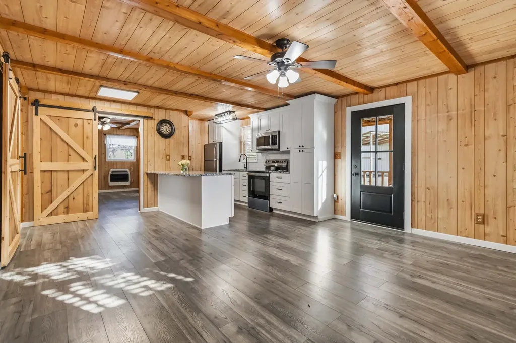 1954 Jasper Bend Road Burnside KY 42519