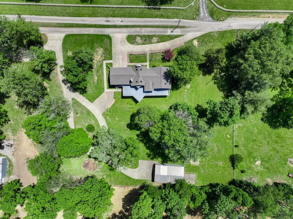 129 Sunset Lodge Road Lancaster KY 40444