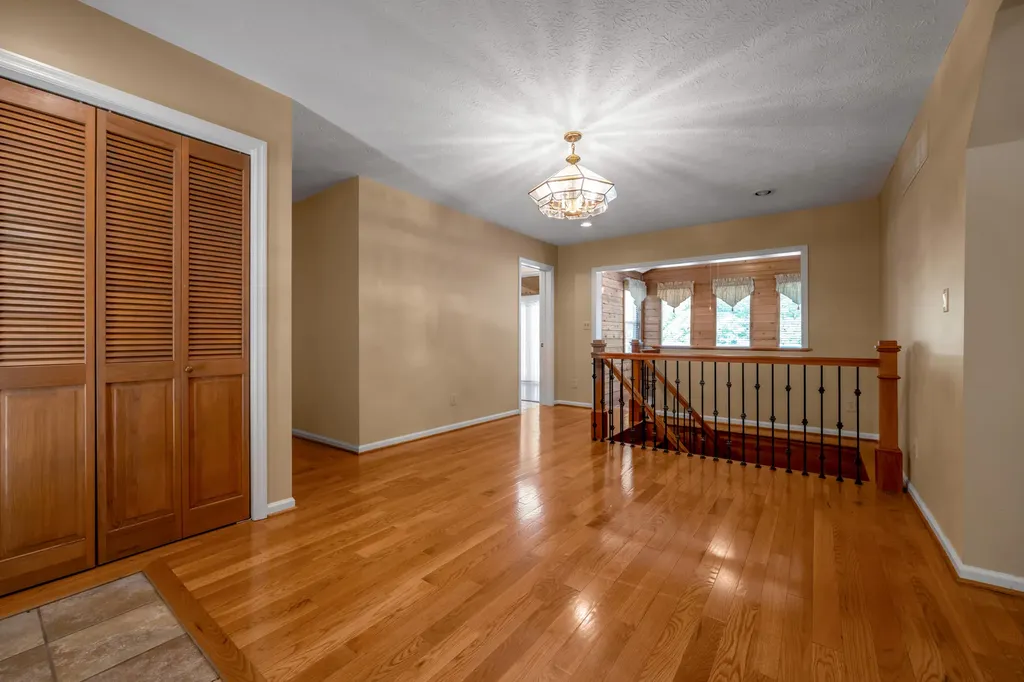 129 Sunset Lodge Road Lancaster KY 40444