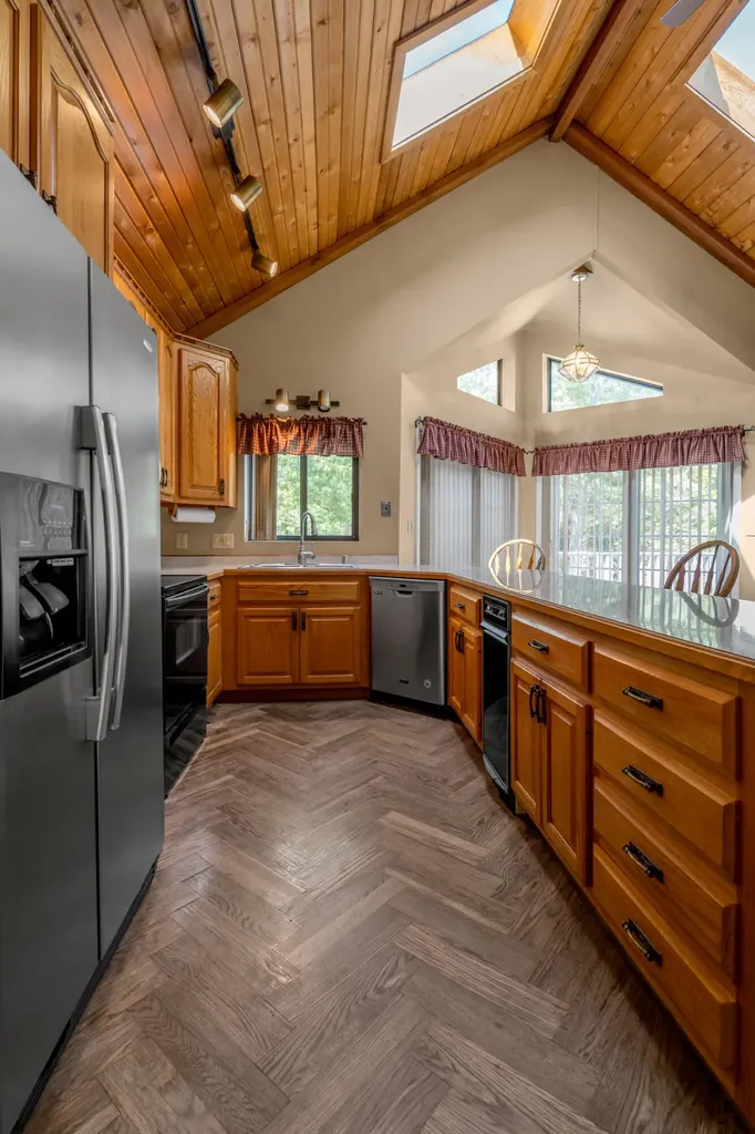 129 Sunset Lodge Road Lancaster KY 40444