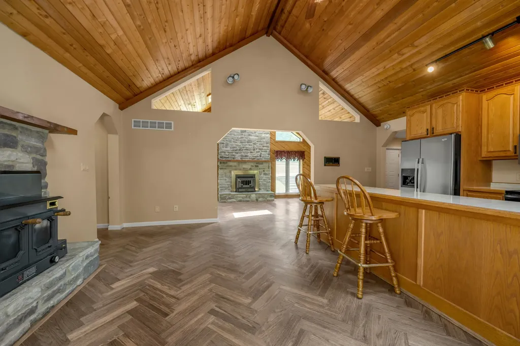 129 Sunset Lodge Road Lancaster KY 40444