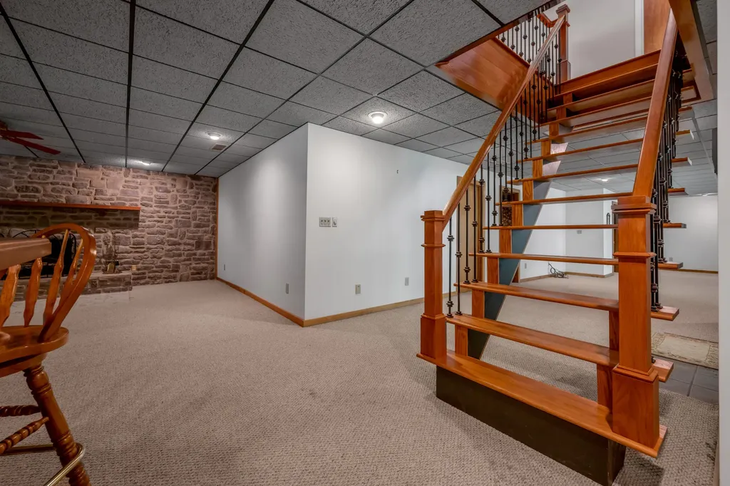 129 Sunset Lodge Road Lancaster KY 40444