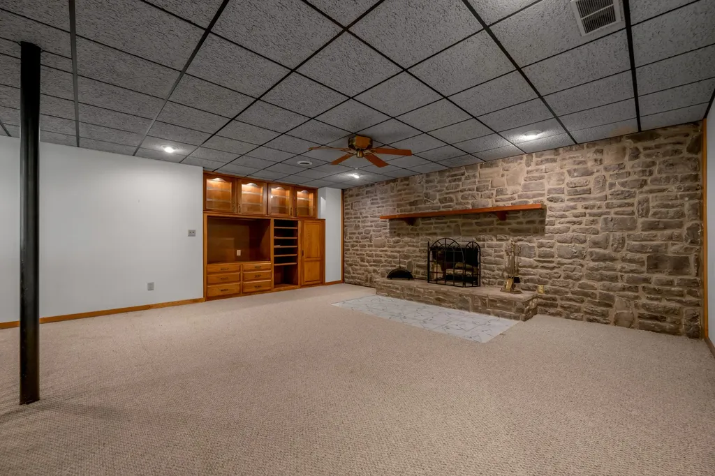 129 Sunset Lodge Road Lancaster KY 40444