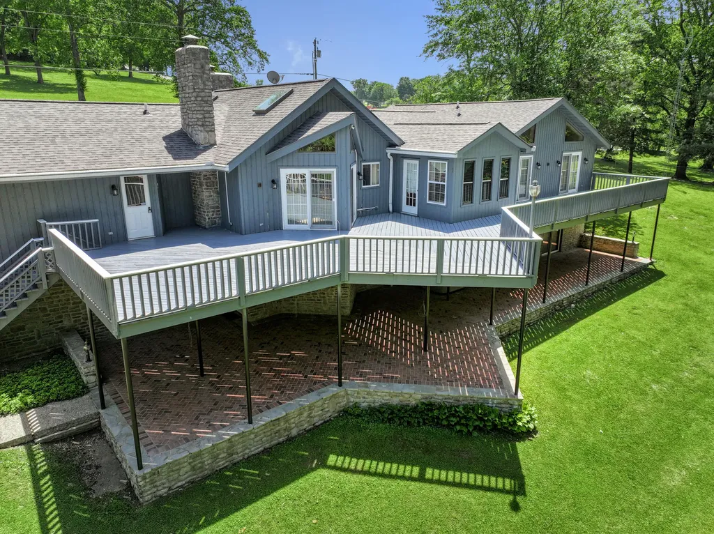 129 Sunset Lodge Road Lancaster KY 40444