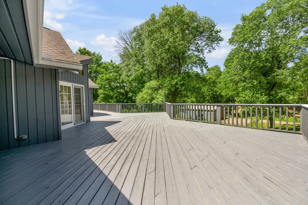 129 Sunset Lodge Road Lancaster KY 40444