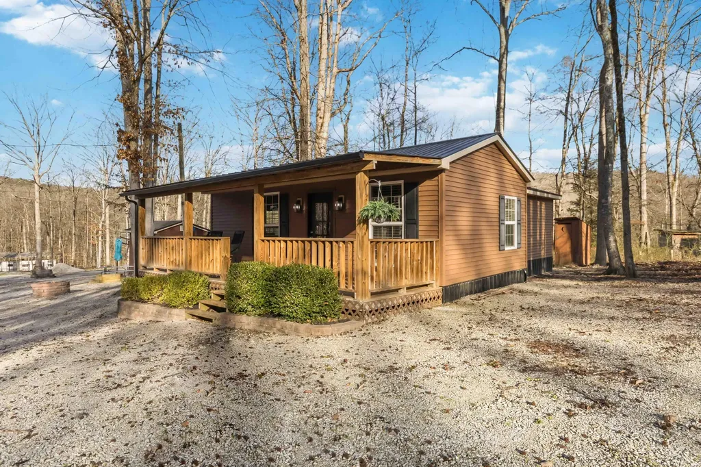 1994 Jasper Bend Road Burnside KY 42519