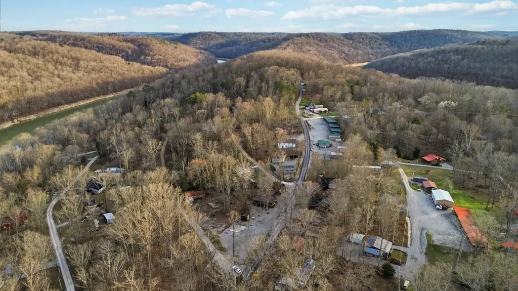 1994 Jasper Bend Road Burnside KY 42519