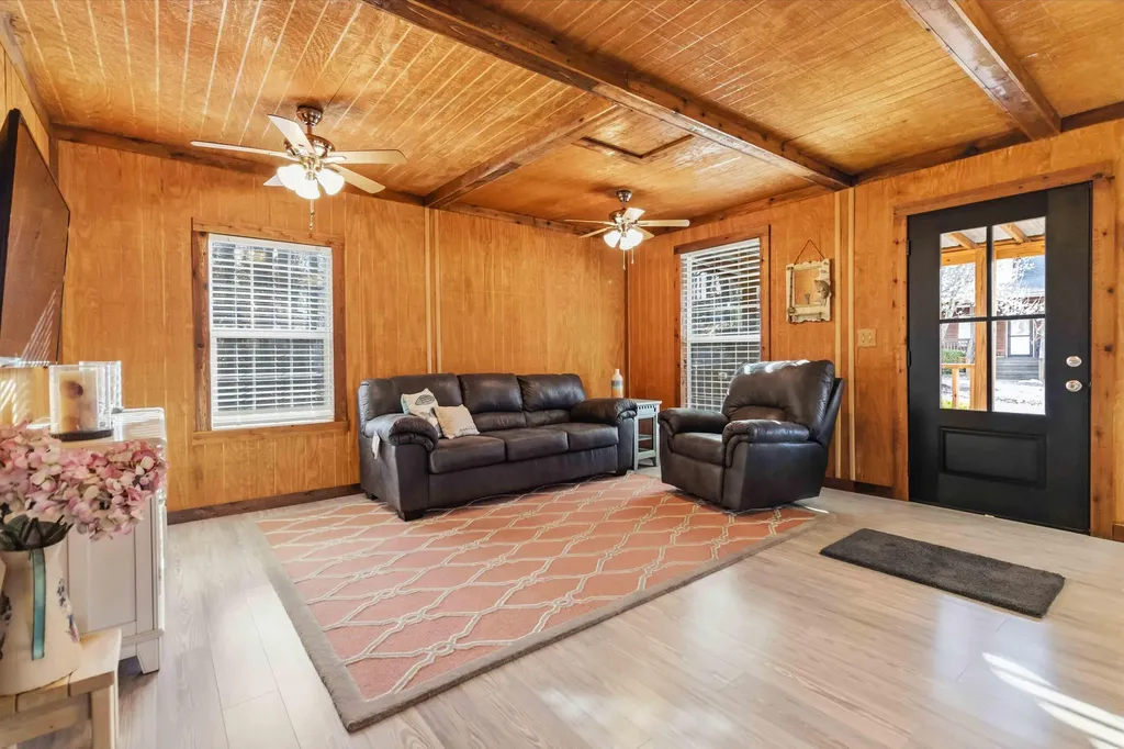 1994 Jasper Bend Road Burnside KY 42519