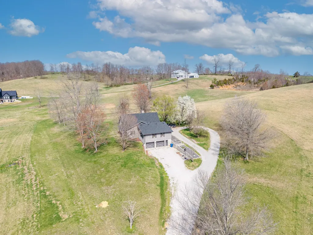324 Little Creek Road Somerset KY 42503