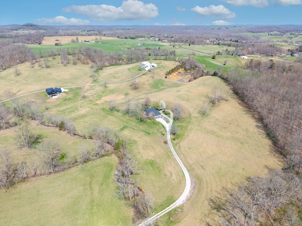324 Little Creek Road Somerset KY 42503
