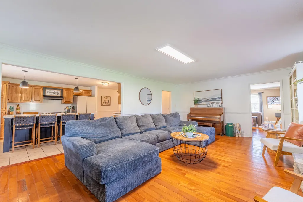 324 Little Creek Road Somerset KY 42503